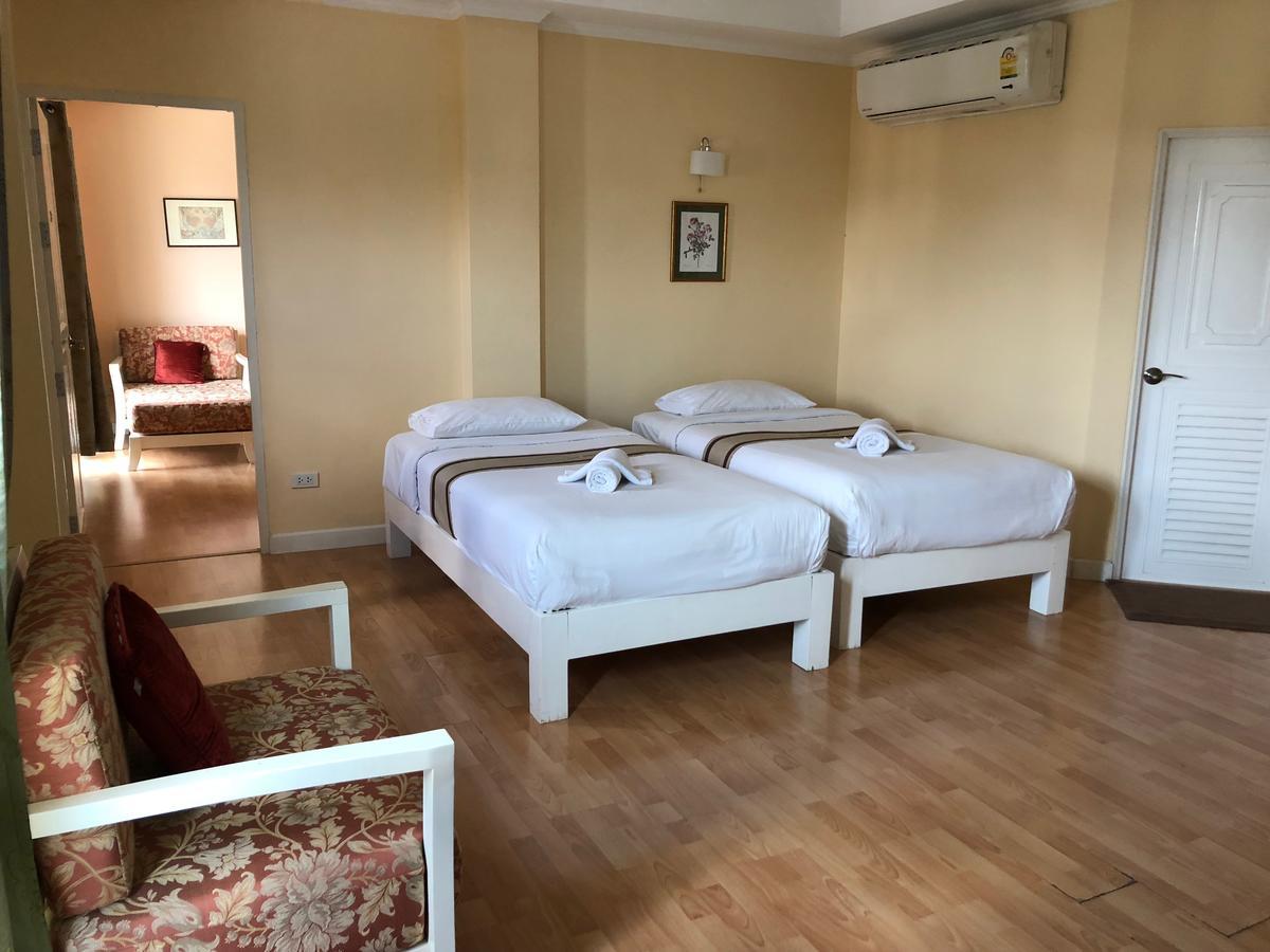 Triple Palms House Hotell Chiang Mai Exteriör bild